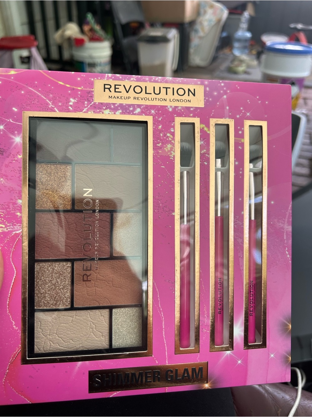 Revolution Shimmer Glam Eyeshadow & Brush Set - Pink